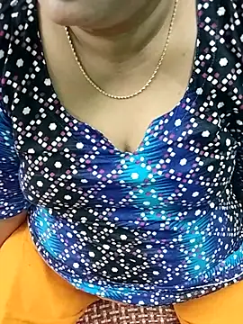 Snapshot of Sofia-0 chatting on September 12, 2025, 7:47 pm Sofia-0 online show from September 12, 2025, 7:47 pm