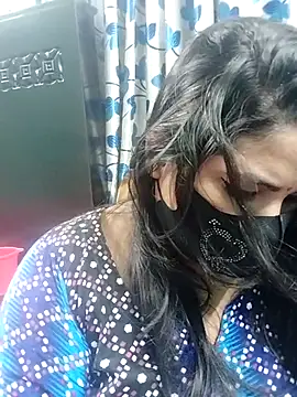 Snapshot of Sofia-0 chatting on October 2, 2025, 5:31 pm Sofia-0 online show from October 2, 2025, 5:31 pm