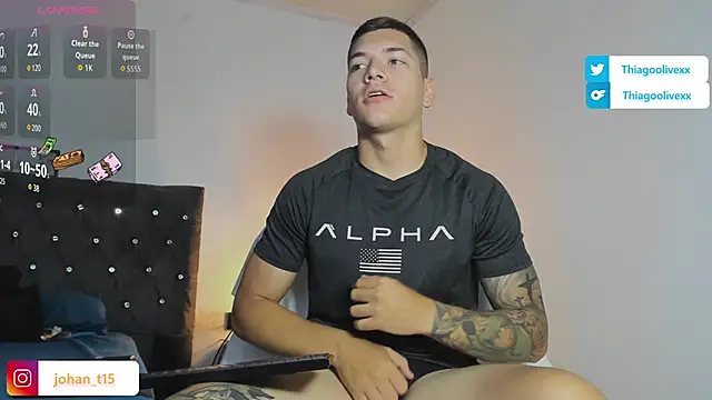 thiago oliveiraa online show from October 10, 2025, 12:04 pm