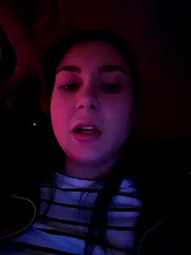 SaraViss20 online show from December 17, 2025, 6:25 pm