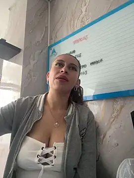 VidiaStons online show from September 16, 2025, 8:54 pm