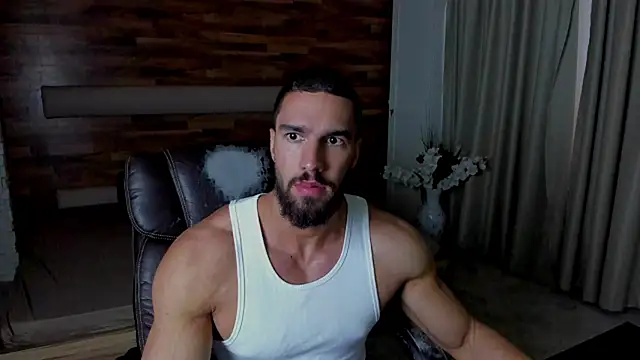 IvanHydee online show from July 13, 2026, 4:26 am