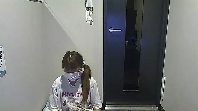 Snapshot of SAKI_saki_01 chatting on October 10, 2025, 11:20 am SAKI saki 01 online show from October 10, 2025, 11:20 am