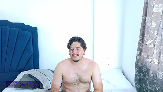 RoxyandAron2 online show from August 2, 2026, 11:41 am