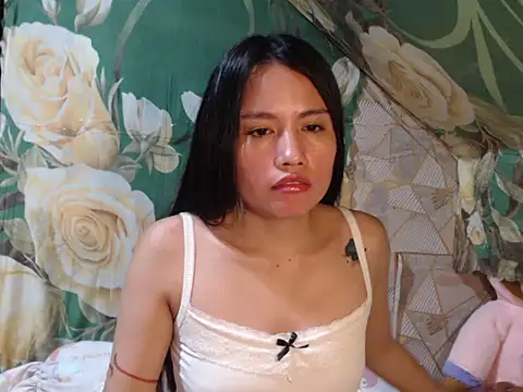 UrKitty lover18 online show from May 18, 2026, 11:21 pm