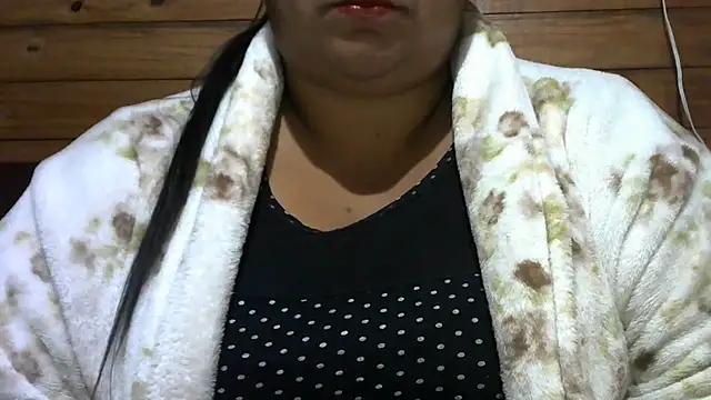 MARRENTINHA34 online show from June 4, 2026, 12:44 pm