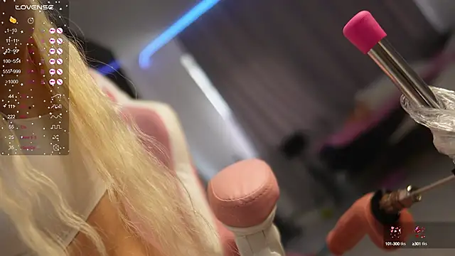 Snapshot of Di_flame chatting on October 4, 2025, 10:57 am Di flame online show from October 4, 2025, 10:57 am