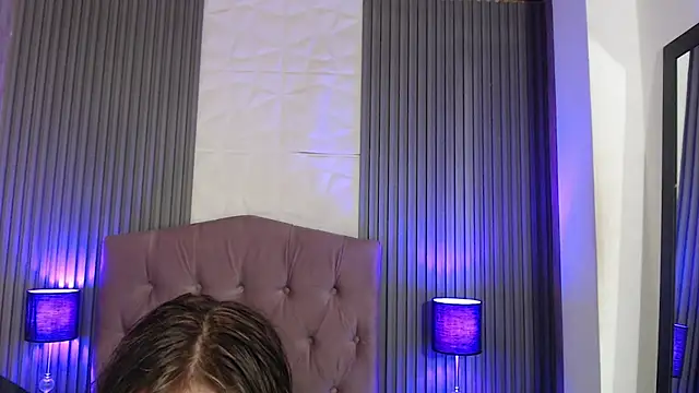 Snapshot of Bonnali_lune chatting on March 8, 2026, 4:05 am Bonnali lune online show from March 8, 2026, 4:05 am