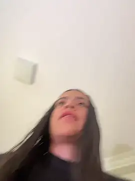 JuanitaMore01 online show from March 5, 2026, 11:01 pm