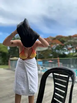 JuanitaMore01 online show from June 24, 2026, 3:44 pm