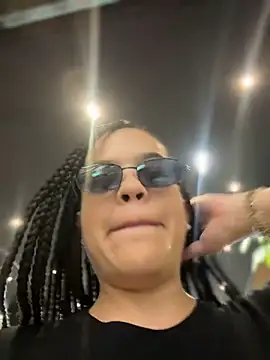 JuanitaMore01 online show from July 5, 2026, 8:16 pm