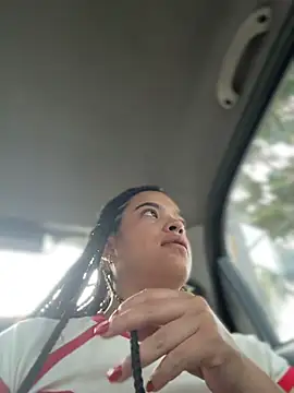 JuanitaMore01 online show from July 10, 2026, 11:07 pm