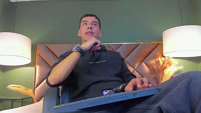 Snapshot of Aiden_Royce chatting on January 12, 2026, 5:56 am Aiden Royce online show from January 12, 2026, 5:56 am