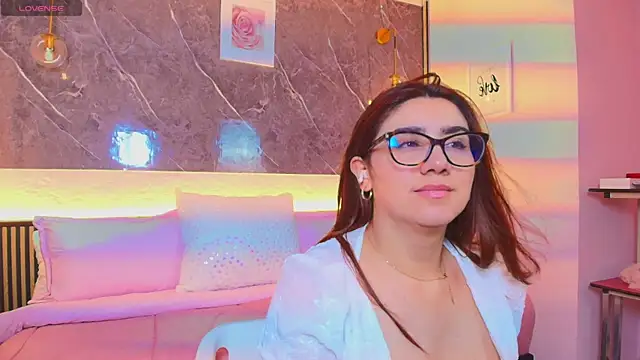 maddie beauty online show from March 26, 2026, 3:56 am