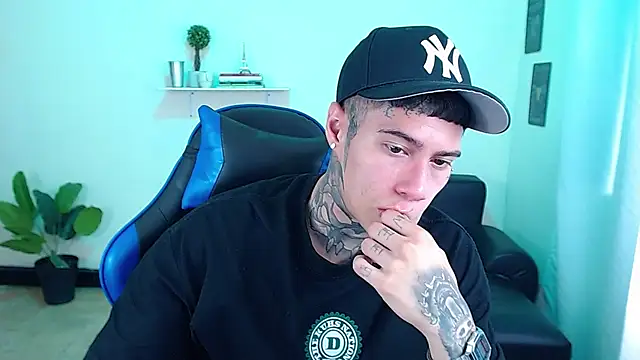 setthomas online show from November 5, 2025, 2:39 pm