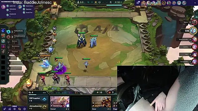 Snapshot of BaddieJoline chatting on October 18, 2025, 8:09 pm BaddieJoline online show from October 18, 2025, 8:09 pm