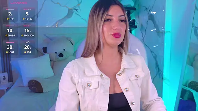  aitana 001 online show from June 13, 2026, 7:23 pm
