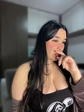 Doce Giovanna online show from May 2, 2026, 10:37 pm