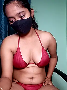 shrutee12 online show from May 4, 2026, 6:48 pm
