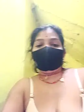 Samiya-143 online show from February 5, 2026, 6:23 pm