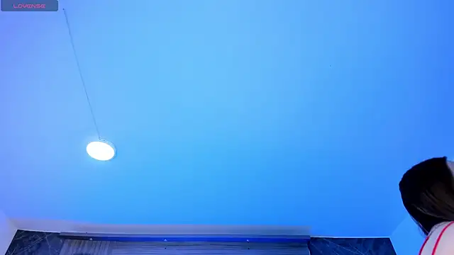 MadisonAnngel online show from November 18, 2025, 8:24 pm