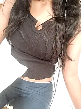 Snapshot of trending_tamizhachii chatting on September 27, 2025, 4:39 am trending tamizhachii online show from September 27, 2025, 4:39 am