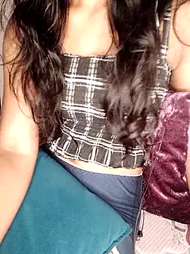 Snapshot of trending_tamizhachii chatting on October 19, 2025, 5:57 pm trending tamizhachii online show from October 19, 2025, 5:57 pm