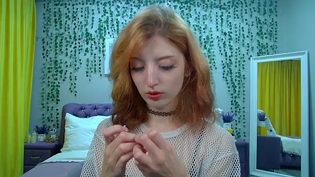 Snapshot of MistyMarlo chatting on October 9, 2025, 5:49 am MistyMarlo online show from October 9, 2025, 5:49 am