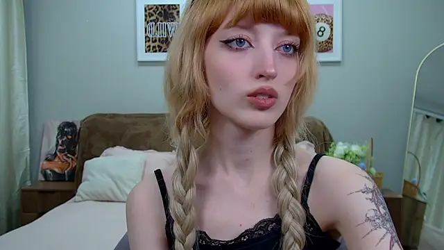 MistyMarlo online show from May 4, 2026, 6:15 pm