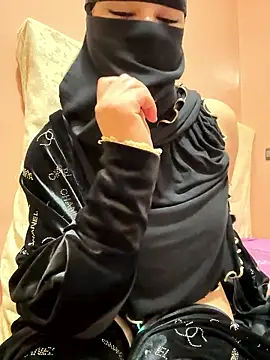  Laiali  online show from January 8, 2026, 1:46 pm