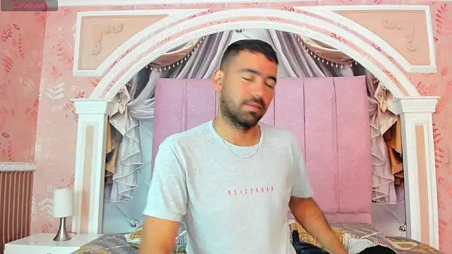 magnus serket online show from January 12, 2026, 12:10 pm