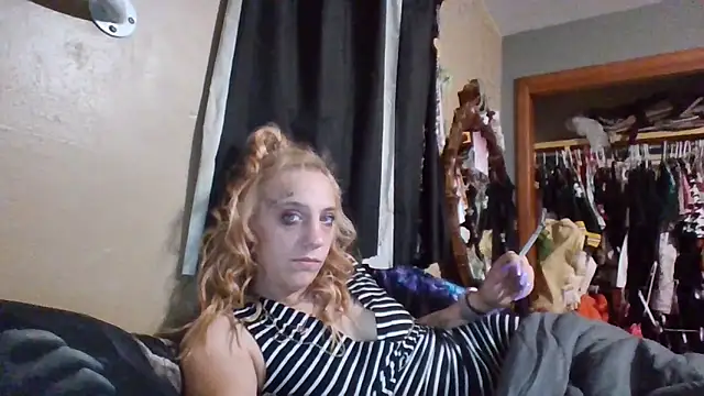 Snapshot of flavi1996 chatting on September 28, 2025, 5:46 am flavi1996 online show from September 28, 2025, 5:46 am