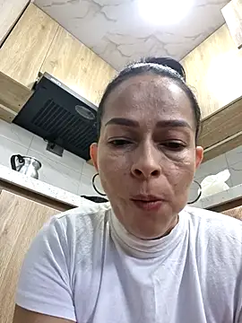 Snapshot of istthalexa chatting on September 21, 2025, 4:19 pm istthalexa online show from September 21, 2025, 4:19 pm