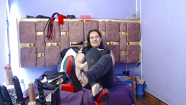  Alicehills33 online show from October 16, 2025, 11:55 am