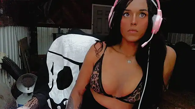 HTXBBY3130 online show from October 3, 2025, 3:36 am