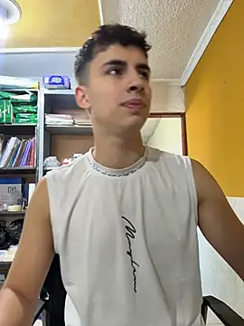 AdrianRinaldi online show from April 26, 2026, 3:53 pm