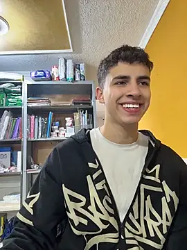 AdrianRinaldi online show from May 8, 2026, 2:00 pm