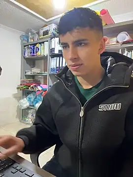 AdrianRinaldi online show from June 30, 2026, 1:34 pm