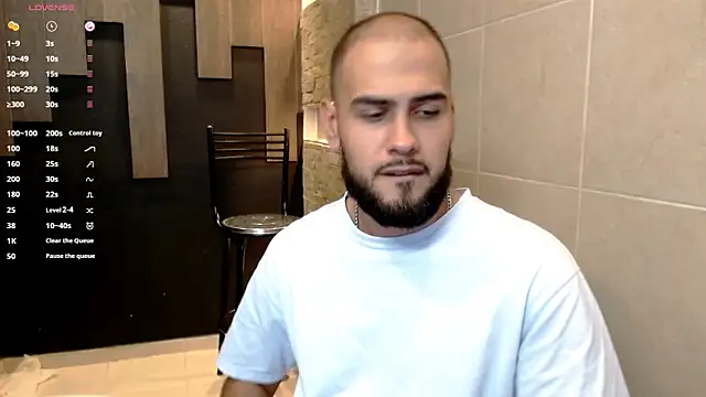 Snapshot of Marcus_Soler chatting on October 23, 2025, 5:12 pm Marcus Soler online show from October 23, 2025, 5:12 pm