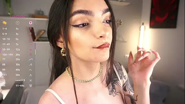 Morena Dolce online show from September 12, 2025, 4:34 am