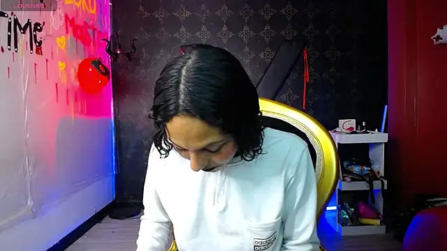 Sweettpleasure online show from October 8, 2025, 12:36 pm