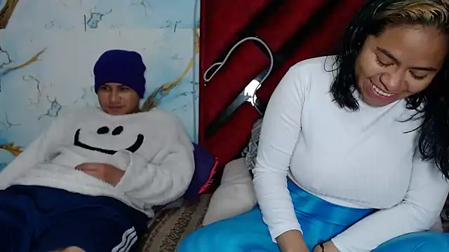 hot lady19 online show from March 9, 2026, 3:27 pm