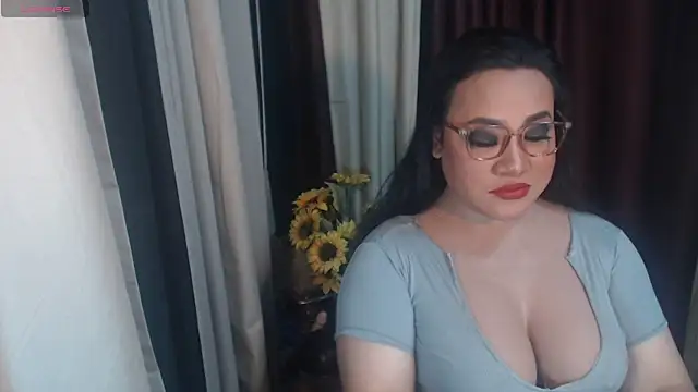 Snapshot of Hotcum_ella chatting on March 29, 2026, 12:10 am Hotcum ella online show from March 29, 2026, 12:10 am