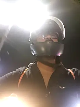 Snapshot of YoursThickDick chatting on September 11, 2025, 4:29 pm YoursThickDick online show from September 11, 2025, 4:29 pm