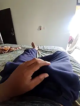 Snapshot of YoursThickDick chatting on September 18, 2025, 3:08 am YoursThickDick online show from September 18, 2025, 3:08 am