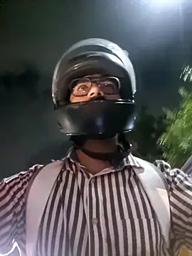 Snapshot of YoursThickDick chatting on September 18, 2025, 4:09 pm YoursThickDick online show from September 18, 2025, 4:09 pm