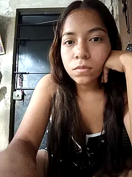 Snapshot of Aley_2025 chatting on October 1, 2025, 4:40 am Aley 2025 online show from October 1, 2025, 4:40 am