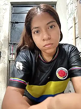 Snapshot of Aley_2025 chatting on October 19, 2025, 5:41 am Aley 2025 online show from October 19, 2025, 5:41 am