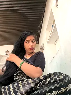 Pinki malhotra online show from September 11, 2025, 5:51 am