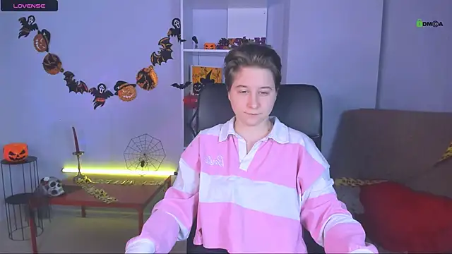 alex jakson online show from October 25, 2025, 5:59 am